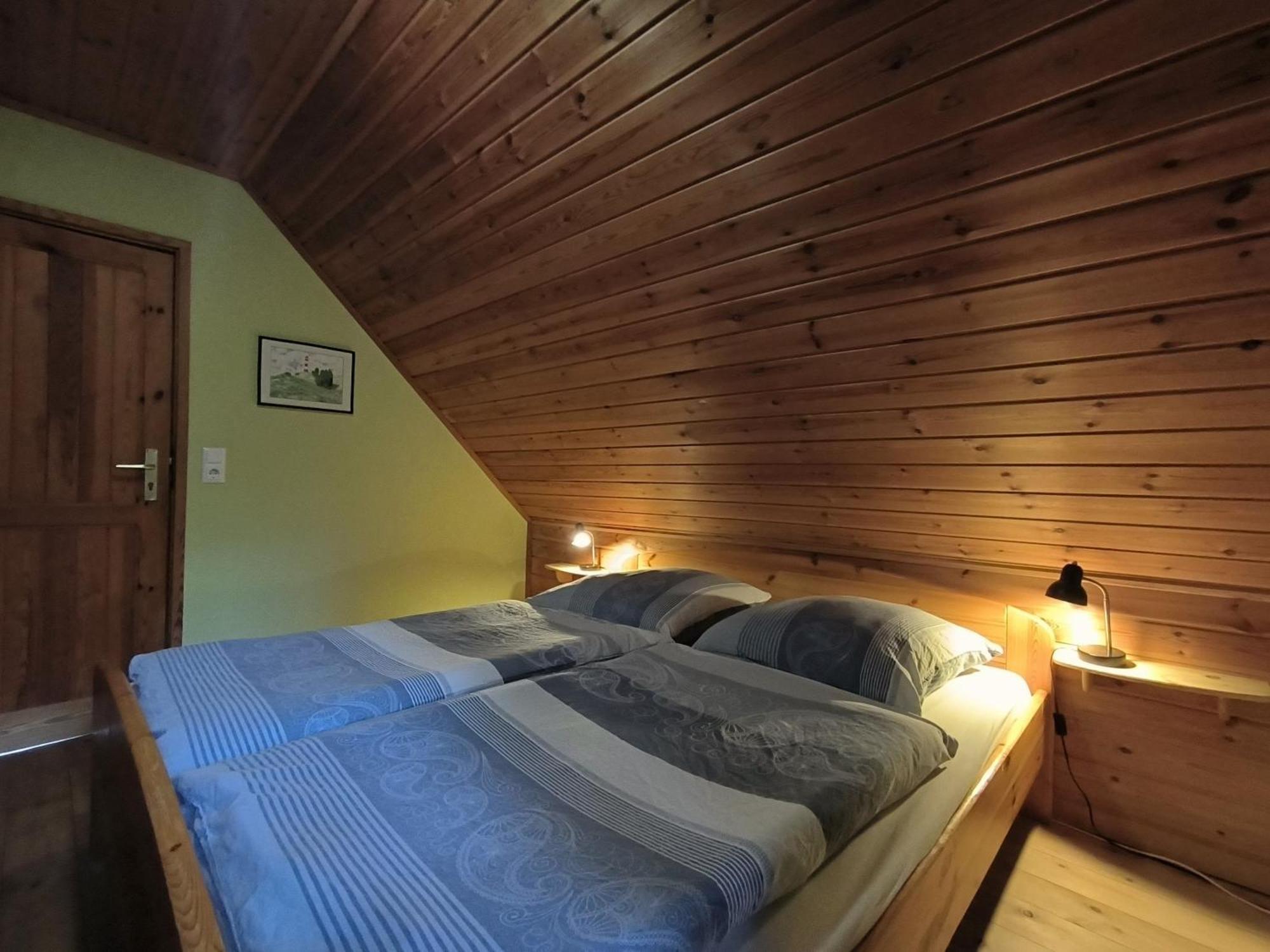 Ulmenhof Melfsen - Gemuetliches Ferienhaus Auf Dem Bauernhof Эферзее Экстерьер фото